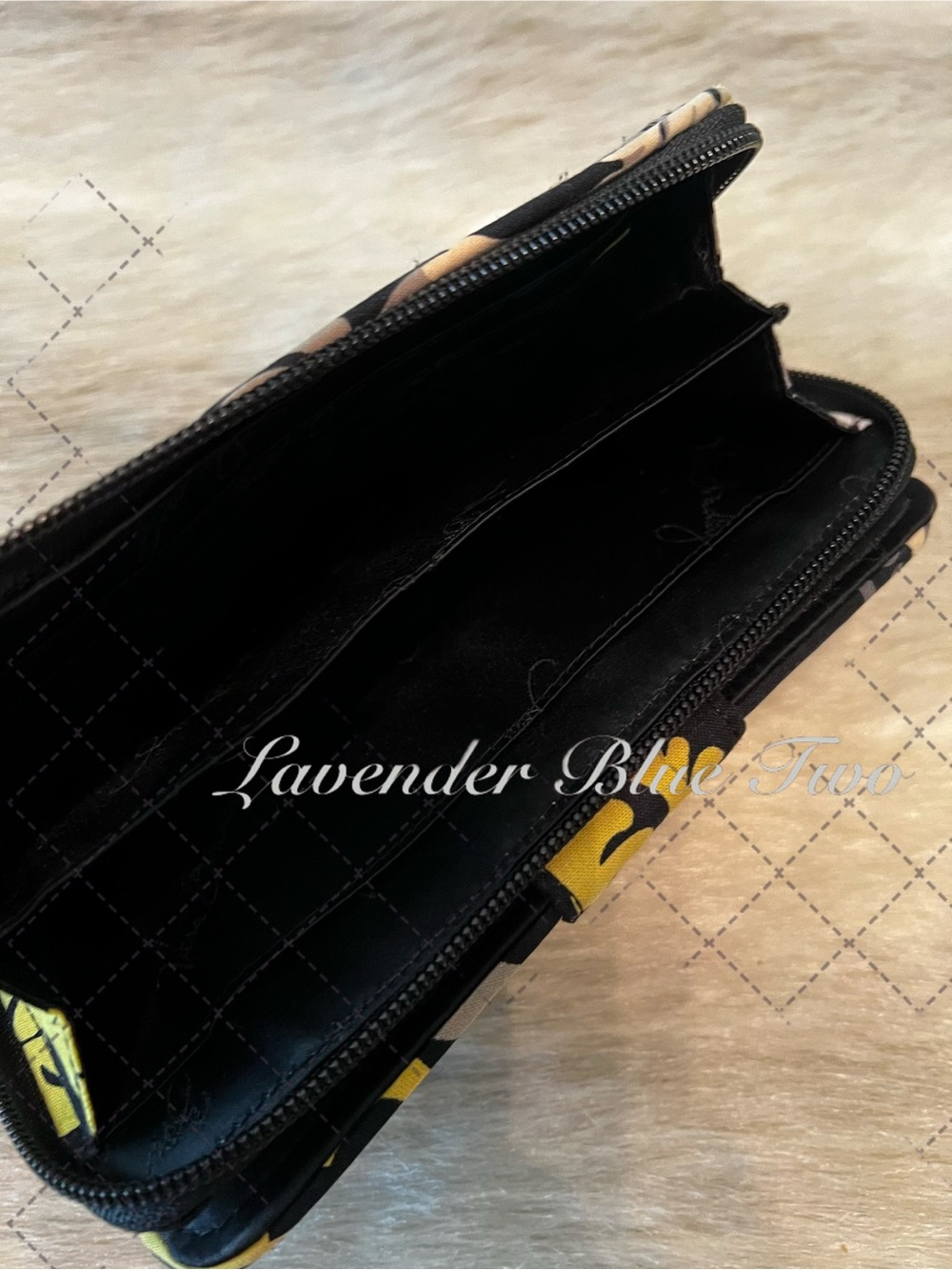 VERA BRADLEY Baroque 2008 Long Turnlock Wallet Black Yellow Y2K - Picture 12 of 14